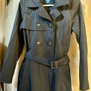 CeCe Women’s Black Rain Trench Coat. Size small.  Gently Used.
